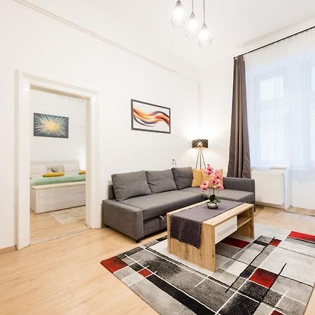 Izabella Apartment Budapest Extérieur photo