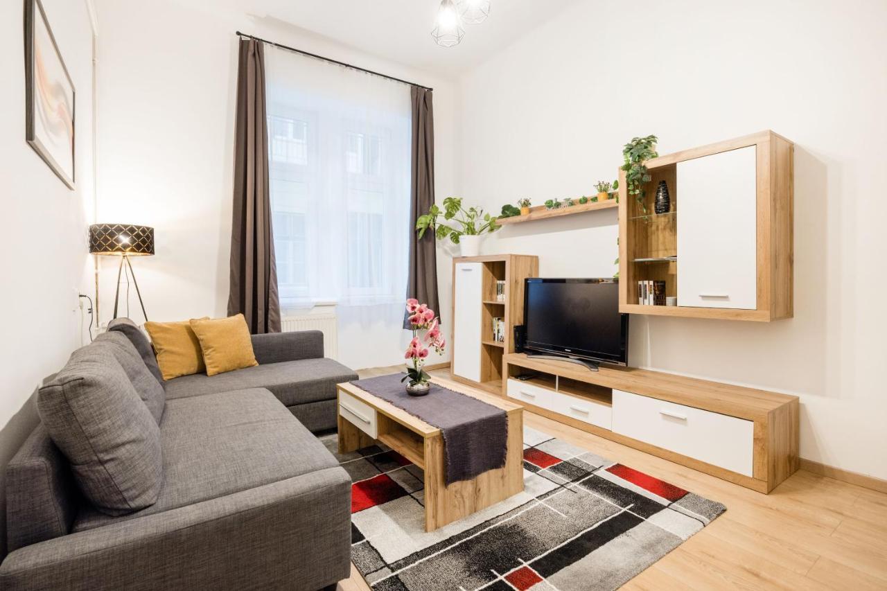 Izabella Apartment Budapest Extérieur photo